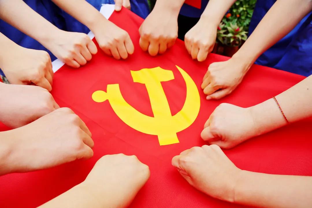 华体汇(中国)有限公司热烈庆祝中国共产党成立100周年